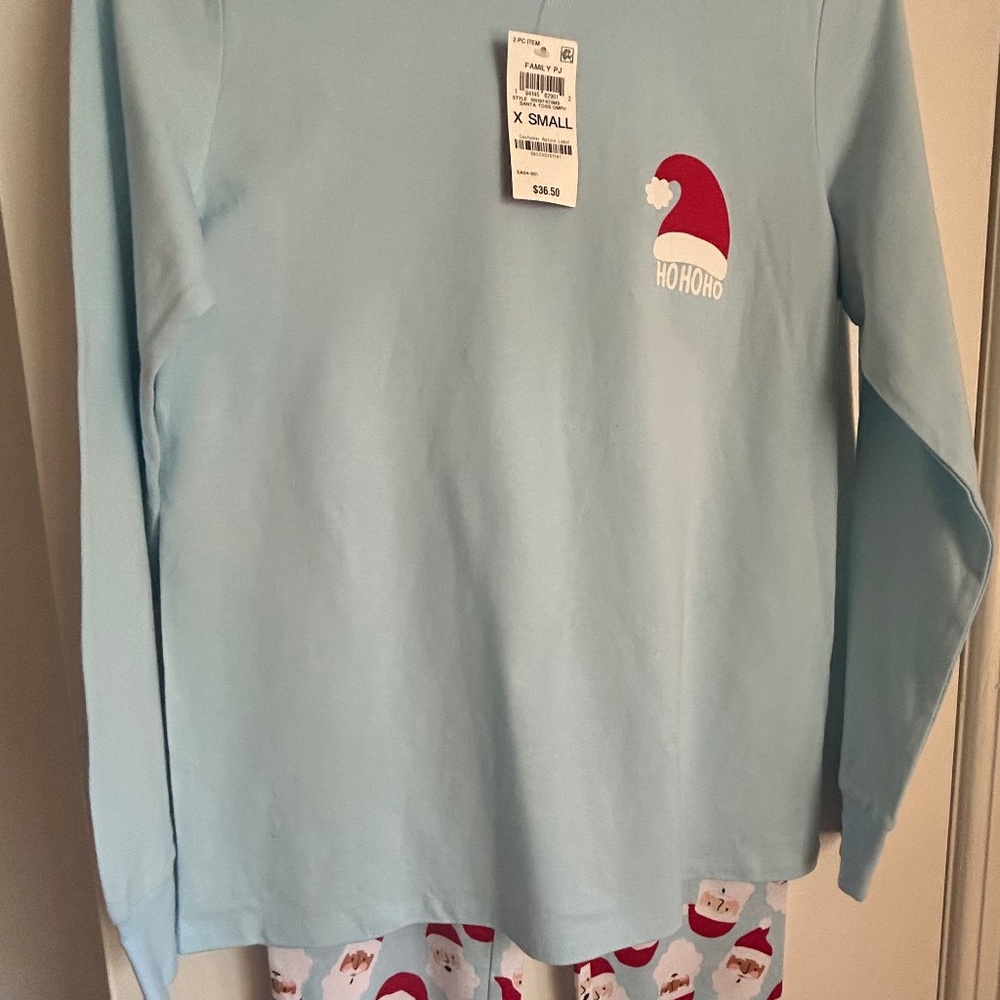 NWT Holiday Lane Women's XS  Santa Cotton Matching Family Pajamas